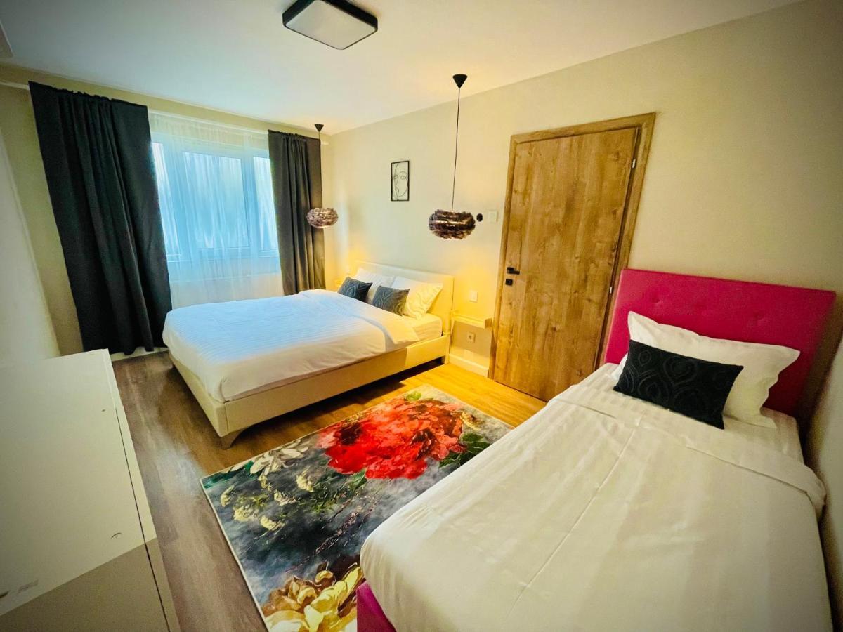 Best Place To Stay-Self Check In-24H Ρέσιτσα Εξωτερικό φωτογραφία