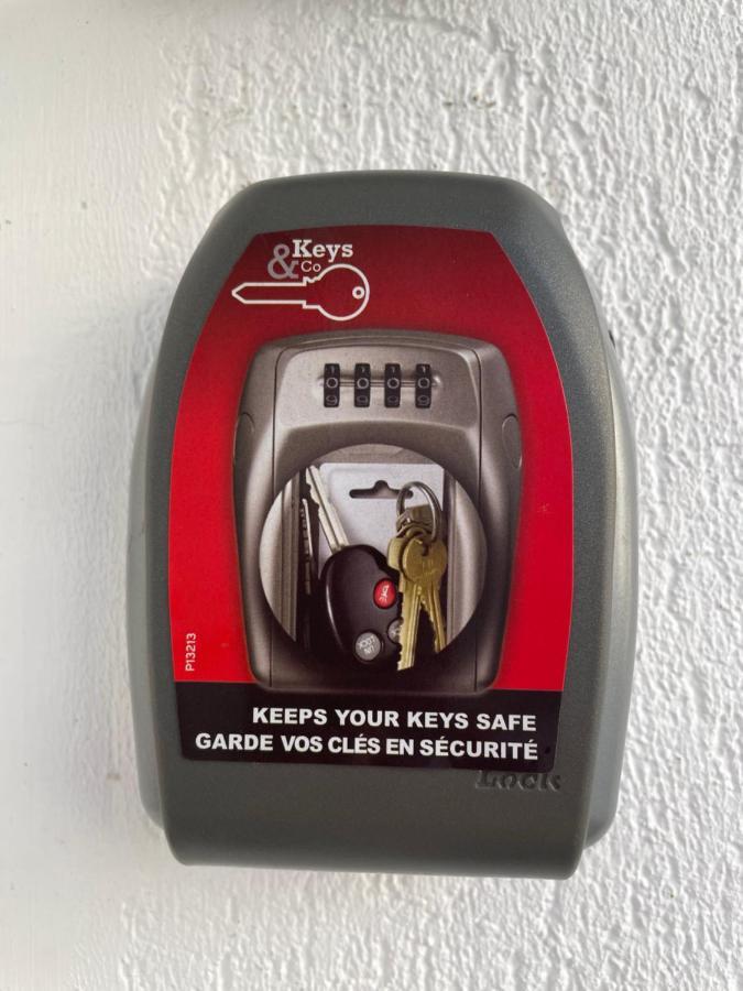 Best Place To Stay-Self Check In-24H Ρέσιτσα Εξωτερικό φωτογραφία
